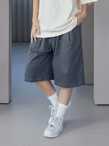 素面鉚釘造型工作短褲