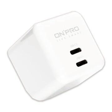 PLUSv雙USB 3.4A 第2代 超急速充電小豆腐 UC-2P01  白色  1個