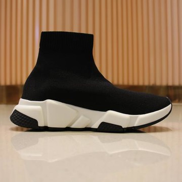 2025年春夏季巴黎家新款青年彈力短筒圓頭黑白平底運動情侶襪子鞋