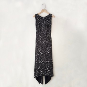 訂製系列-後鏤空臀抓皺開岔洋裝