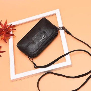 小包包中年女2025夏季新款單肩斜挎包媽媽手機零錢包買菜包軟皮