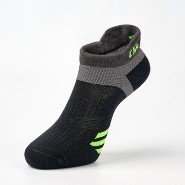 輕量後枕運動踝襪- 黑 (M、L)