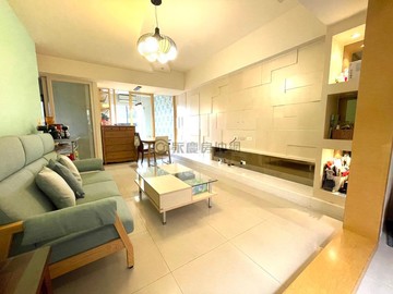 近大樂/天天新市場/義大/正三房衛浴開窗車位｜高雄市三民區鼎新路