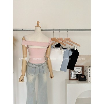 新品現貨! 美背又溫柔💞一字領美背上衣 可拆式手掌杯 彈力棉料 平口上衣 約會穿搭 日常基本款 辣妹單品