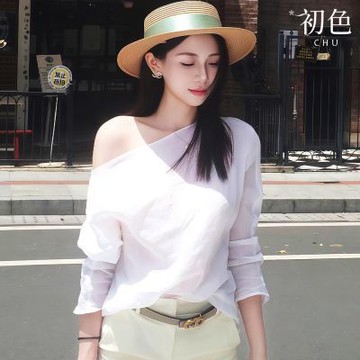 初色 法式輕熟風洋氣寬鬆薄款純色斜肩長袖蝙蝠袖襯衫上衣女上衣-白色-14858(M-2XL可選)