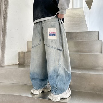 【中大男童】漸層洗水寬鬆彎刀牛仔長褲