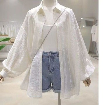防曬襯衫 女 夏季新款 薄款刺繡 透氣輕薄 韓版設計感 寬鬆顯瘦 防曬外套 薄款上衣 女裝外套 寬鬆上衣 韓系女裝 上衣