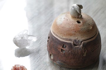 手工製小兔城堡陶瓷置物盒