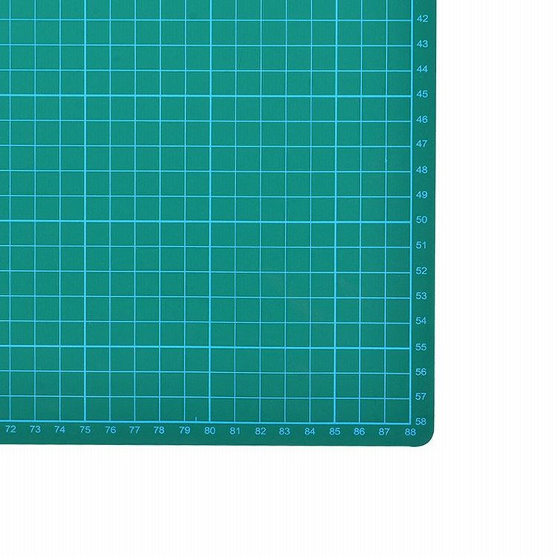おしゃれ (まとめ)TANOSEE カッターマット A1 620×900mm 1枚〔×3セット〕 TANOSEE二つ折りデスクサイズカッターマット 690×990mm 1枚