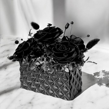 Dark Rose 暮光之城黑玫瑰永生花禮(贈送5ml香氛油)