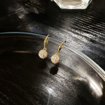真金電鍍水鉆圓球耳鉤復古氣質時尚耳環網紅個性簡約設計感耳飾女