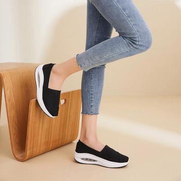 咪呢咔搖搖鞋女坡跟運動厚底懶人帆布鞋女一腳蹬老北京布鞋女款夏
