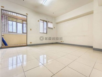 衛武營鳳新高中室內大坪數景觀+雙車位｜高雄市鳳山區新甲路