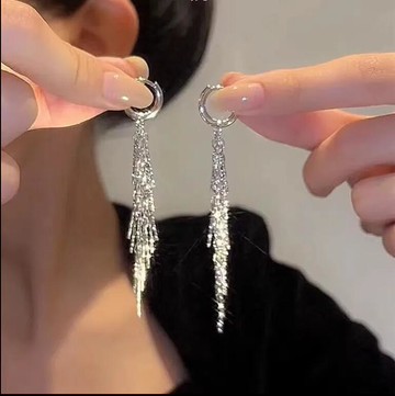 長款金屬流蘇誇張耳扣高級感輕奢小眾設計氣質百搭耳環耳釘女【步行者戶外生活館】