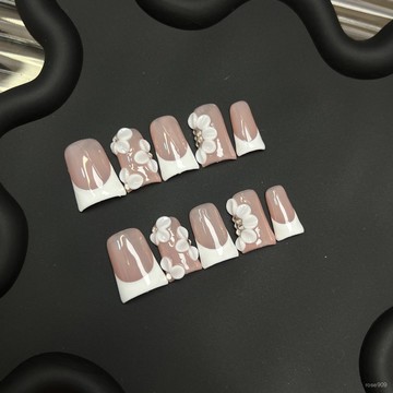 ➕純色美美噠💯手工穿戴甲歐美風法式立體可愛小花輕奢氣質風溫柔甜美顯白美甲貼純色穿戴甲 M4MM