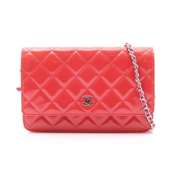 CHANEL 香奈兒 桃紅色 菱格紋 漆皮 WOC 肩背包 銀釦 (變色) 【二手名牌BRAND OFF】