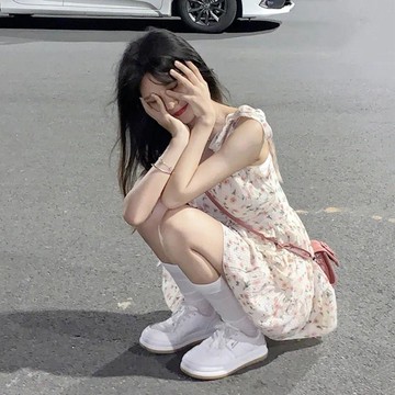 連身裙 法式洋裝 吊帶碎花連衣裙子女夏季甜美辣妹初戀清純茶歇法式小個子短裙仙女0612