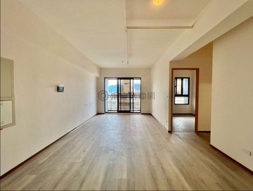 勝美欣｜全新交屋｜非面７４帝王戶三房雙車｜台中市太平區環中東路三段