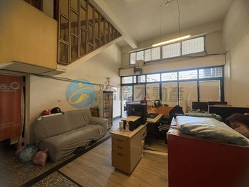 後驛三民區公所臨路5米寬店住1+2樓｜高雄市三民區哈爾濱街