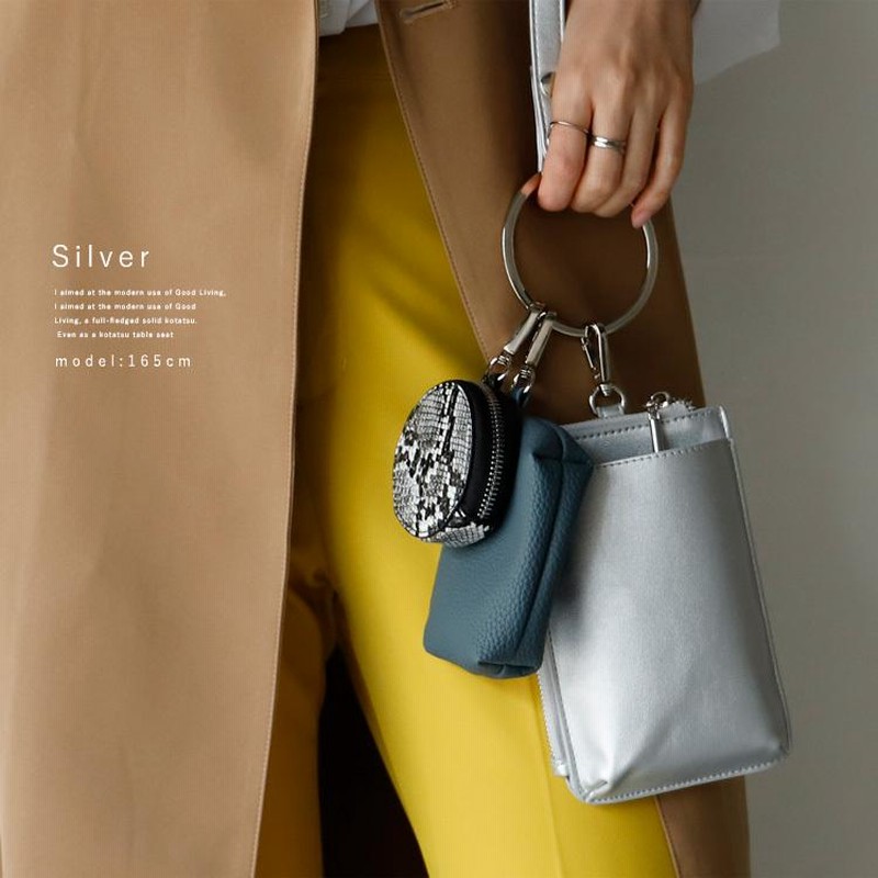 新品タグ付き⭐︎KHOKI コッキ　スマホショルダーバッグ KHOKI（コッキ）の「Phone knit bag（ショルダーバッグ）」 - WEAR