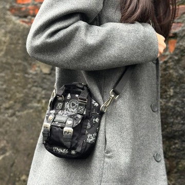 【DOUGHNUT】6.5吋 防潑水 斜背小包 馬卡龍 輕便-黑 MC