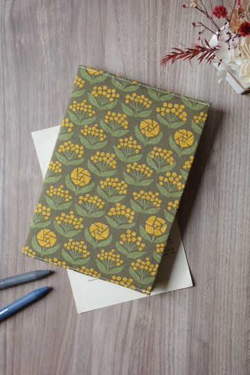 午後小花 棕 - 可調式書衣 書套 可調厚度 A5大小  | 海柏手作