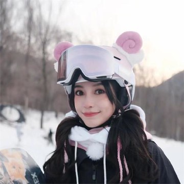 baby同款滑雪頭盔套單板滑雪滑冰個性頭盔罩電瓶車滑雪頭盔裝飾羊