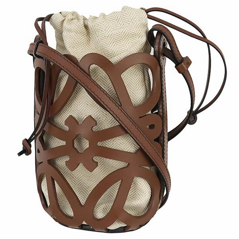 ☆展示品☆ ロエベ アナグラム カットアウト ポケット タン ショルダー 巾着 ☆展示品☆ ロエベ アナグラム カットアウト ポケット タン ショルダー