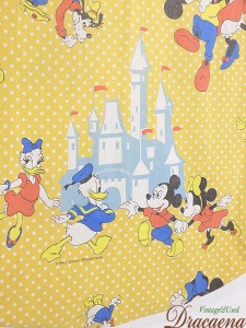 古着 雑貨 70s Disney ディズニー Mickey Mouse ミッキーと仲間たち キャラクター ベッドシーツ ゴム入り カバー リメイク生地としても 通販 Lineポイント最大1 0 Get Lineショッピング