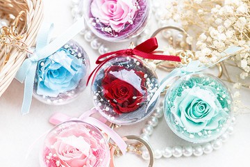 玫瑰永生花鑰匙圈珍珠掛飾(5色可挑) 吊飾 配件 生日 婚禮 送閏蜜