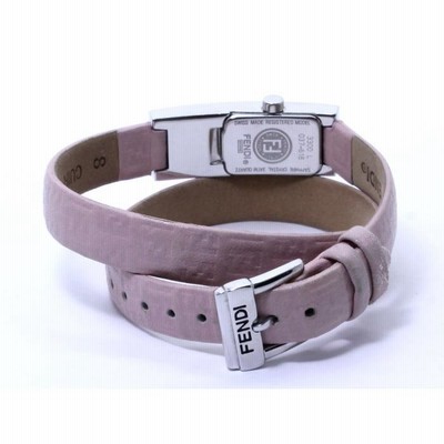 [美品]中古FENDI 3300L スクエアフェイス 腕時計 レディース 楽天市場】フェンディ 3300L スクエアフェイス 腕時計 GP/革