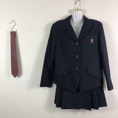 近江兄弟社高校男子 制服