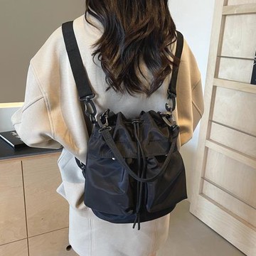 Acorn*橡果-新款韓系多功能後背包水桶包側肩包防潑水6925(黑色)