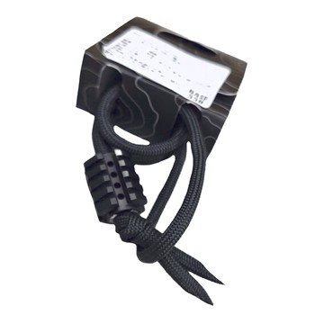 BASE 550 戰術魚骨吊飾  1.5 x 1.5 x 2cm / 繩長: 20cm  8g  黑色  1組