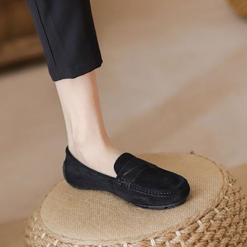 女士豆豆鞋子2024年春季新款真皮休閑一腳蹬瓢鞋軟底黑色平底單鞋