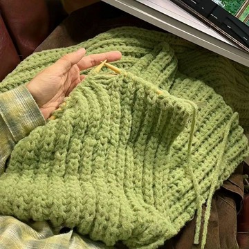 🔥熱銷🔥圍巾手工編織diy雲朵綿綿慕斯毛線糯米線材料包送男女朋友禮物毛線編織材料包 鉤織 圍巾披肩 防寒保暖