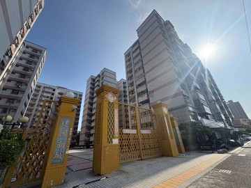 ㊣鳳山車站、文山國小、文山特區㊣溫馨正三房 ｜高雄市鳳山區建國路二段