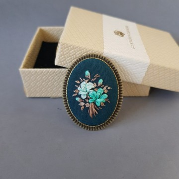 絲帶繡胸針，致贈她的精緻禮物，刺繡飾品，