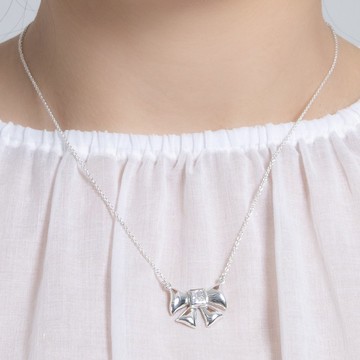 haime 俏皮緞帶項鍊 (3mm 鋯石)