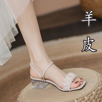 今年夏季時尚女款高級感兩穿涼鞋