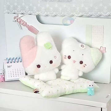 台灣現貨🎀貓貓掛件 毛絨魚餅小貓 幸運小兔 毛絨公仔  書包掛飾 貓咪吊飾 卡通掛件 鑰匙圈 包包掛件 節日禮物 畢業