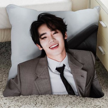 于適周邊抱枕頭封神第一部姬發同款擺件自印小卡制作海報簽名照片