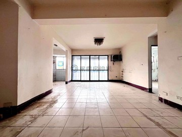 專約|捷運美麗島站六合夜市大空間三房公寓｜高雄市新興區民主橫路