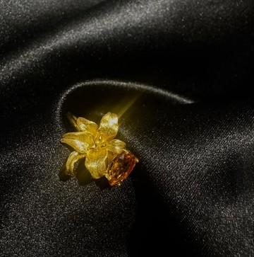 仙子。s925 銀 財富水晶 黃水晶 鈦金 戒指 戒子 鎏金 百合花 戒