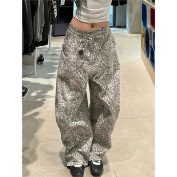 美式復古鐮刀豹紋褲子女秋冬加厚新款慵懶寬松水洗彎刀加絨牛仔褲