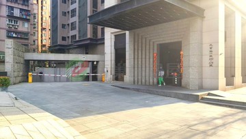 【一品國硯】河岸公園大露台★室內40坪大3房雙車位｜桃園市桃園區大業路一段