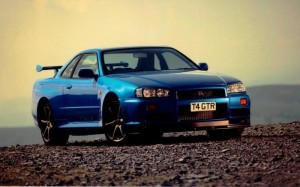 絵画風 壁紙ポスター 日産 スカイライン Gt R R34 青 1999年 キャラクロ Nr34 003w2 ワイド版 603mm 376mm 通販 Lineポイント最大1 0 Get Lineショッピング