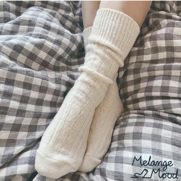 正韓羊毛襪 美麗諾羊毛 中筒襪 羊毛襪 保暖襪 登山襪 冬襪 厚毛襪 抗寒襪 豎條襪 雪地襪 台灣出貨 台灣賣家