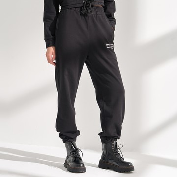 側邊潮流印字休閒運動縮口褲(黑色)-女