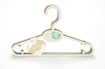 KEYTOSS 詰朵斯 兒童衣架，5入，P626，31*20*2.8，抗紫外線，環保原料  顏色隨機  1組